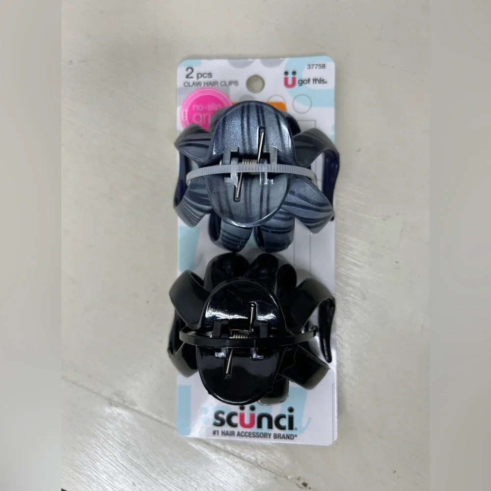 Brand New-Scunci Hair Clips - Set of 2